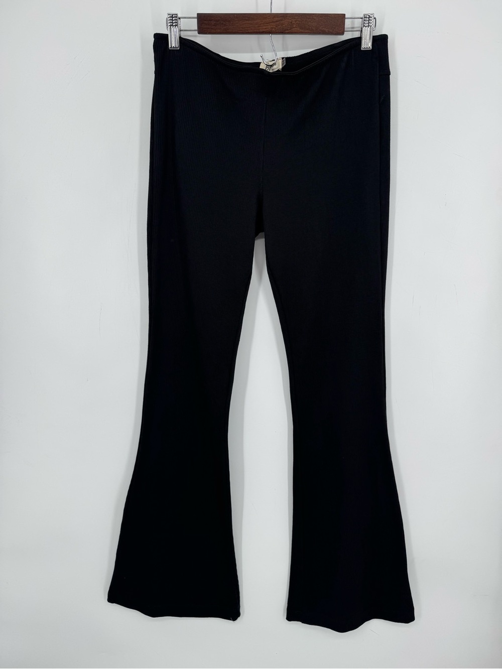 Blumin Apparel Women's Black Flare Ribbed Stretch Neutral Pants Size Large NWT